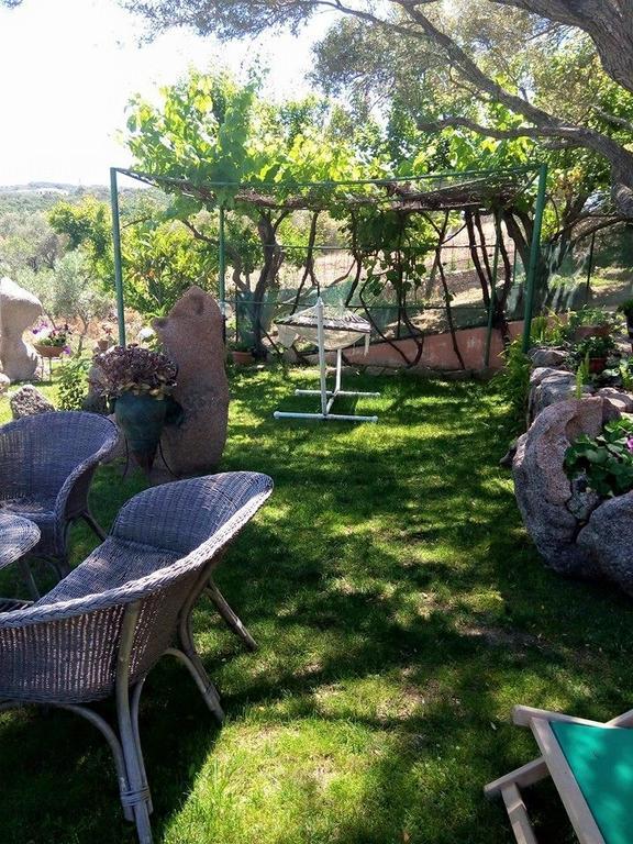 Bed And Breakfast Li Paduli Alvi Cannigione Dış mekan fotoğraf